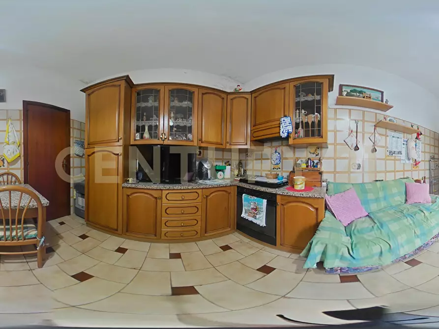 Immagine 46 di Pentalocale in vendita  in Via Sottotenente Cantone 30 a Mascalucia