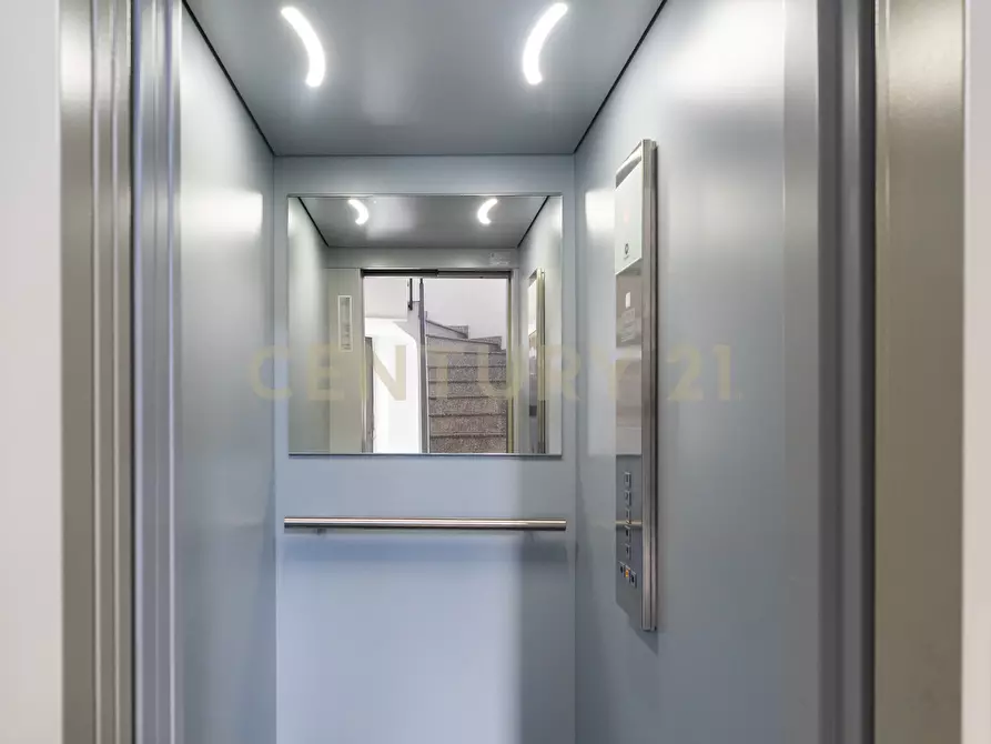 Immagine 17 di Quadrilocale in vendita  in Via Turati 13 a Belpasso