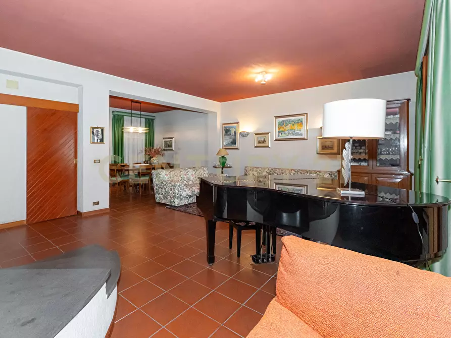 Immagine 17 di Villetta a schiera in vendita  in Via Carrubella 8 a Catania