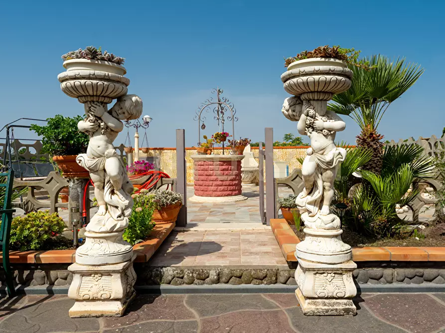 Immagine 5 di Villa in vendita  in Strada Provinciale 158 a Biancavilla