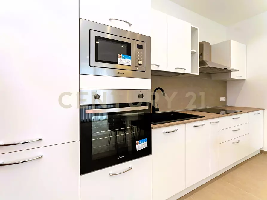 Immagine 10 di Appartamento in affitto  in Viale Mario Rapisardi 109 a Catania