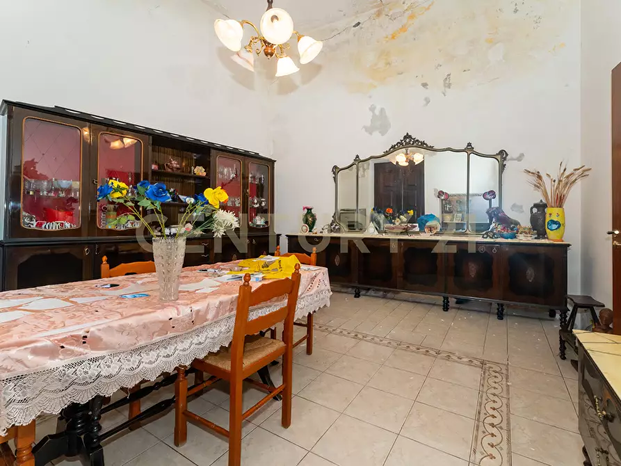 Immagine 15 di Casa indipendente in vendita  in Via Vittorio Veneto 83 a Misterbianco