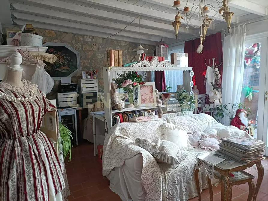 Immagine 5 di Porzione di casa in vendita  in Via Tribuno Tonini 1010 a Semproniano