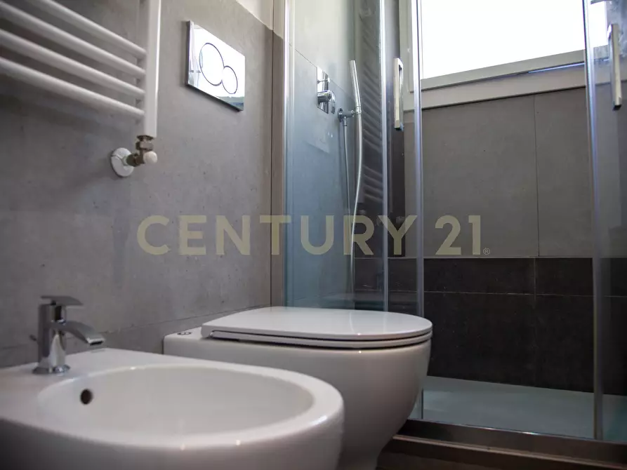 Immagine 53 di Bilocale in affitto  in Via Montecristo 10 a Roma