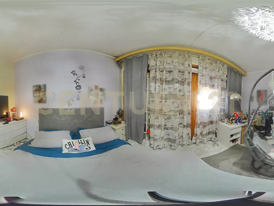 Immagine 48 di Pentalocale in vendita  in Via Antonio de Curtis 27 a Misterbianco