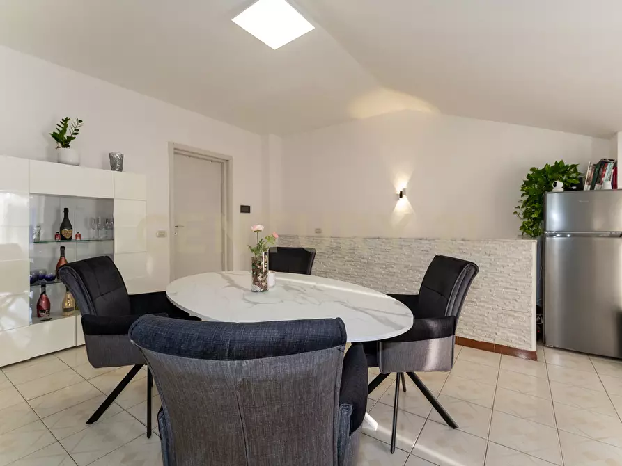 Immagine 20 di Porzione di casa in vendita  in Via XXXI Maggio 34 a Catania