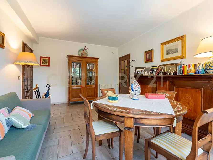 Immagine 18 di Trilocale in vendita  in Via Tremestieri 16 a Mascalucia