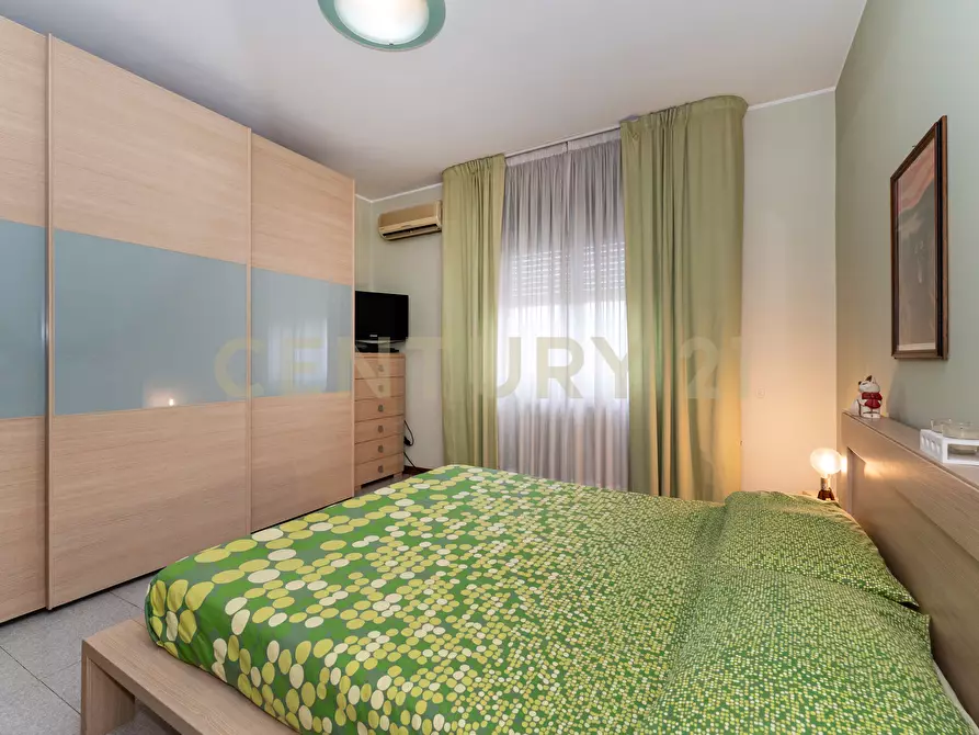 Immagine 41 di Quadrilocale in vendita  in Viale Giuseppe Lainò 7 a Catania