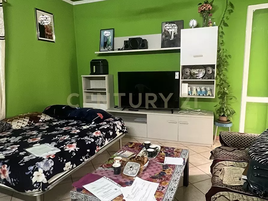 Immagine 1 di Pentalocale in vendita  in Via Cirenaica 17 a Valdagno