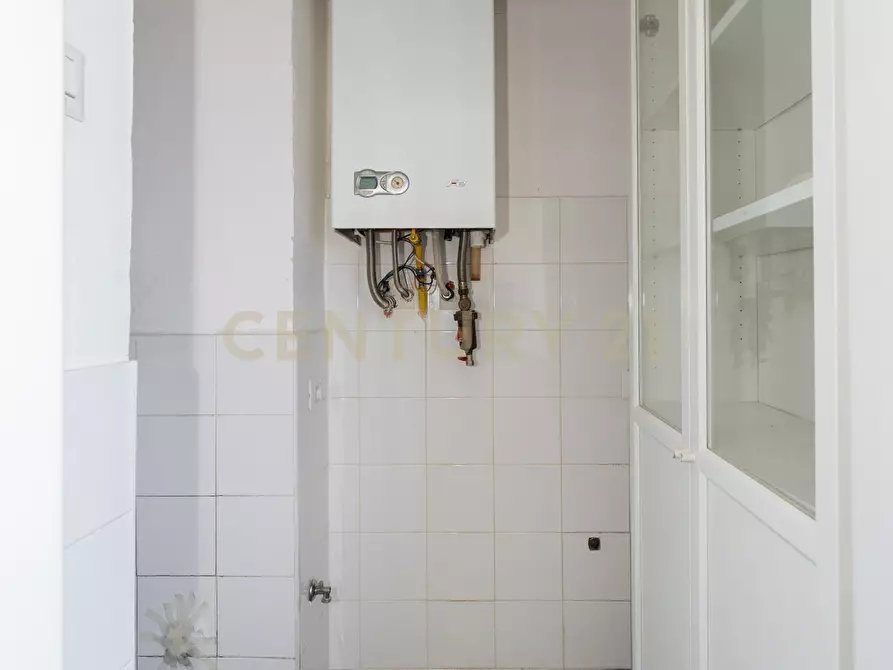 Immagine 9 di Trilocale in vendita  in Via Vittorio Emanuele Orlando 24 a Tremestieri Etneo