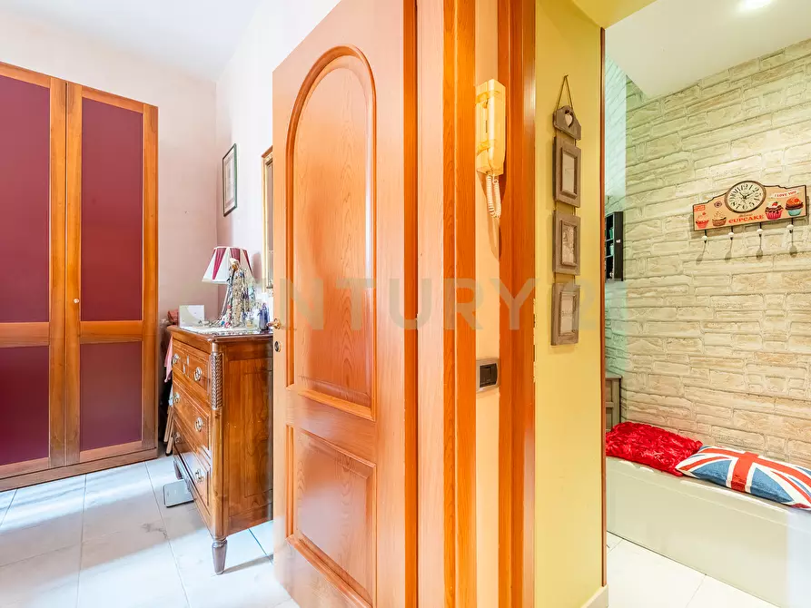 Immagine 12 di Trilocale in vendita  in Via Pietro Giannone 27 a Roma