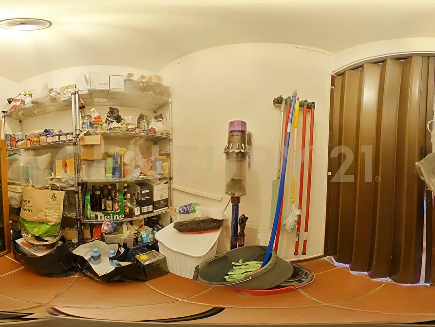 Immagine 52 di Appartamento in vendita  in Via Firenze 99 a Aci Castello