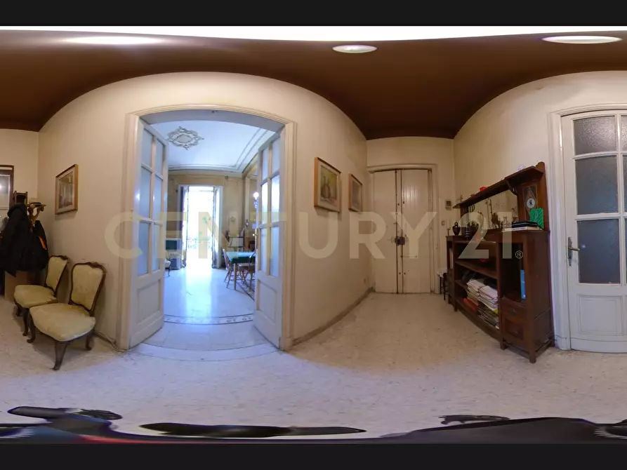 Immagine 40 di Pentalocale in vendita  in Via Francesco Riso 34 a Catania