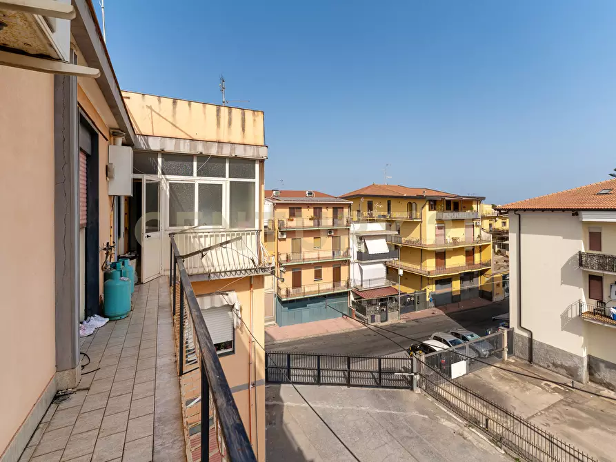 Immagine 35 di Trilocale in vendita  in Via dei Sanguinelli 11 a Catania