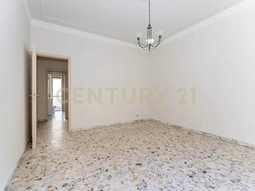 Immagine 43 di Appartamento in affitto  in Via Napoli 79 a Catania