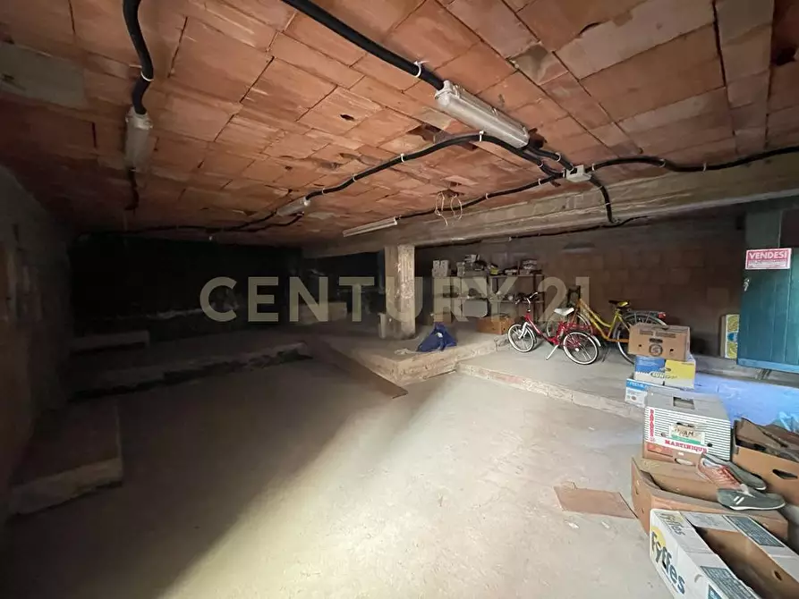 Immagine 2 di Magazzino in vendita  in Via Cavour 25 a Monte Argentario