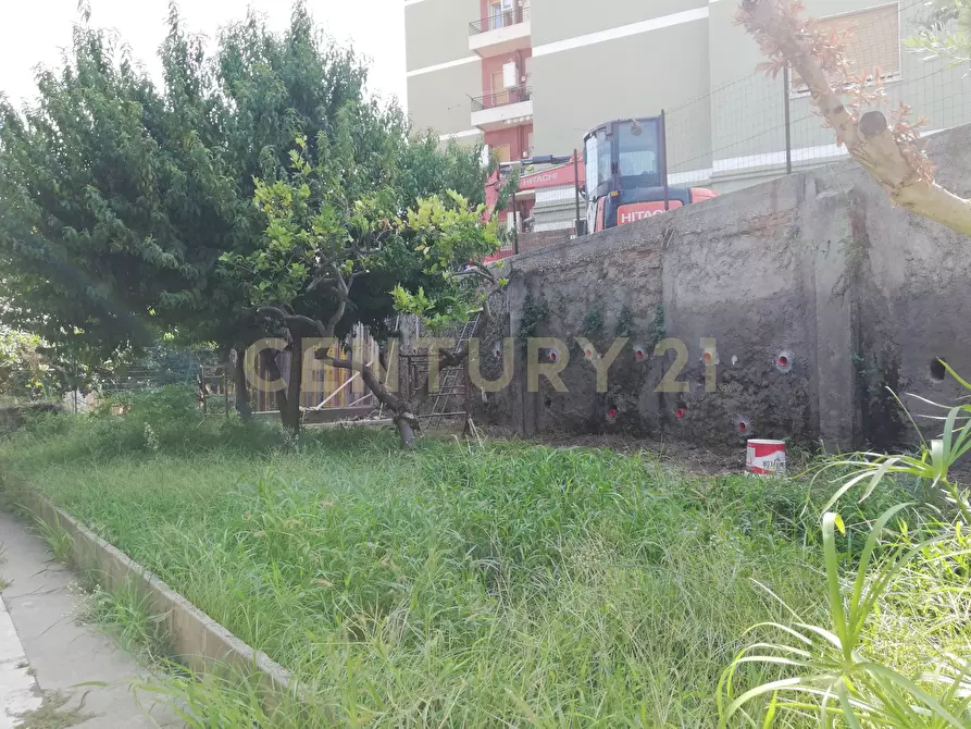 Immagine 20 di Palazzo in vendita  in Viale Regina Margherita 27 a Messina