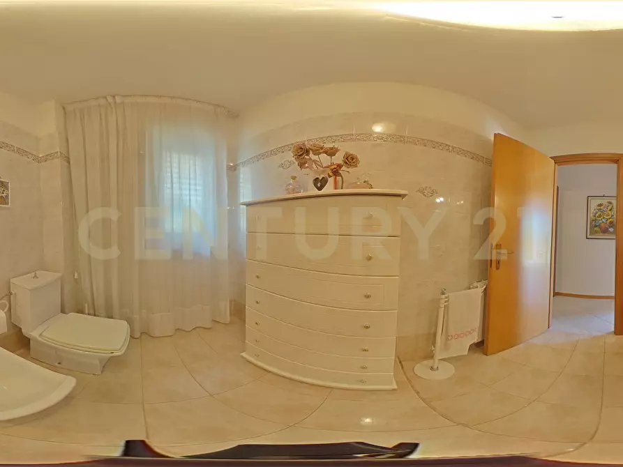 Immagine 32 di Casa indipendente in vendita  in Via Vampolieri 34m a Aci Catena