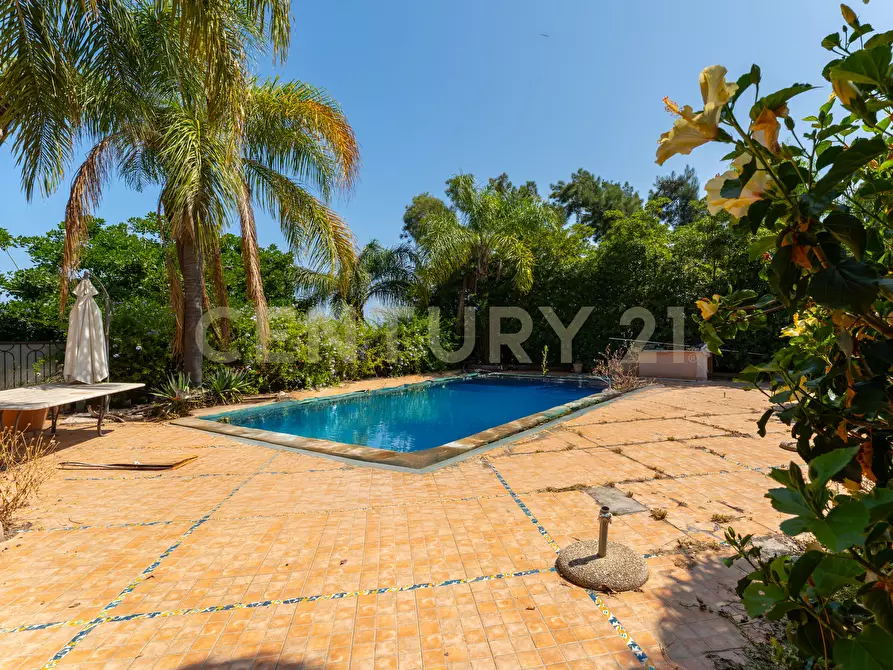 Immagine 10 di Villa in vendita  in Via Timparosa 39 a Aci Castello