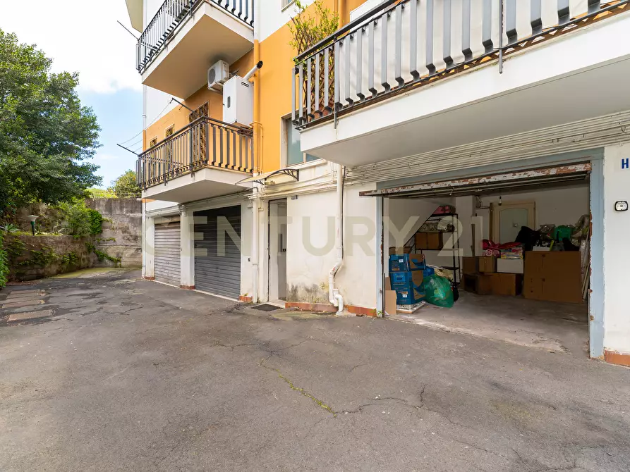 Immagine 59 di Attico in vendita  in Via Salvatore di Franco 5 a Catania