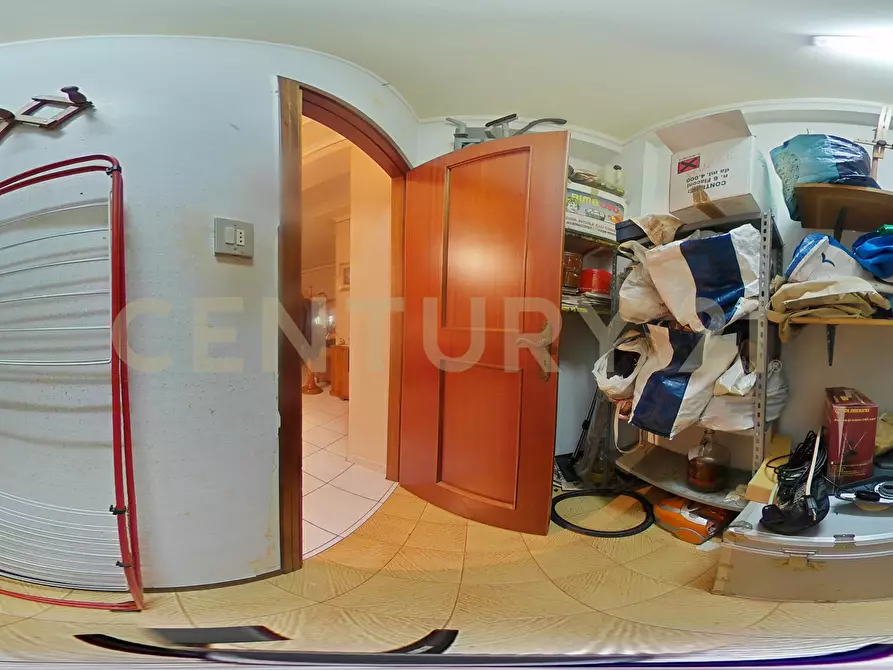 Immagine 47 di Trilocale in vendita  in Via Caduti del Lavoro 2 a Gravina Di Catania