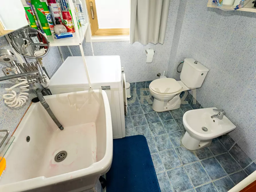 Immagine 15 di Quadrilocale in vendita  in Via Pompeo Vecchio 29 a Mascalucia