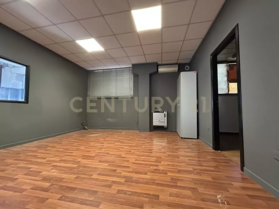 Immagine 9 di Laboratorio in affitto  in Via Vespucci Amerigo 7 a San Martino Buon Albergo