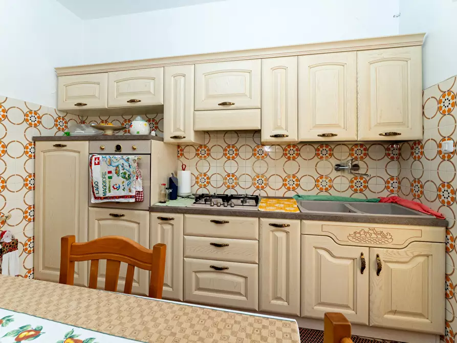 Immagine 32 di Villa in vendita  in Via Macello 47 a Catania