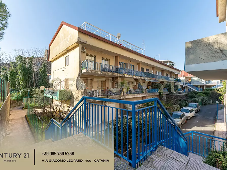 Immagine 103 di Casa semindipendente in vendita  in Via G. Leopardi 1 a Sant'agata Li Battiati