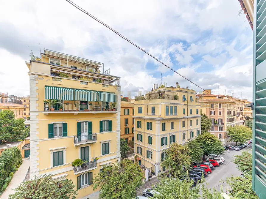 Immagine 12 di Pentalocale in affitto  in Via Tronto 18 a Roma