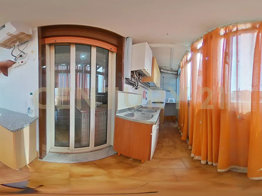 Immagine 75 di Attico in vendita  in Via Finocchiari 12 a Aci Catena