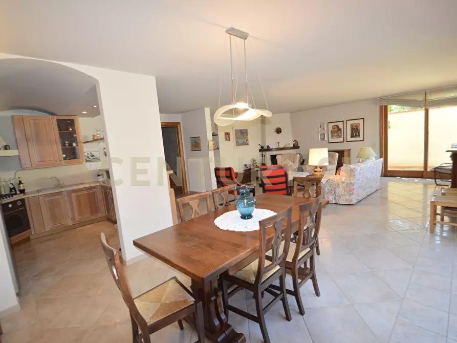Immagine 29 di Villa in vendita  a Grosseto