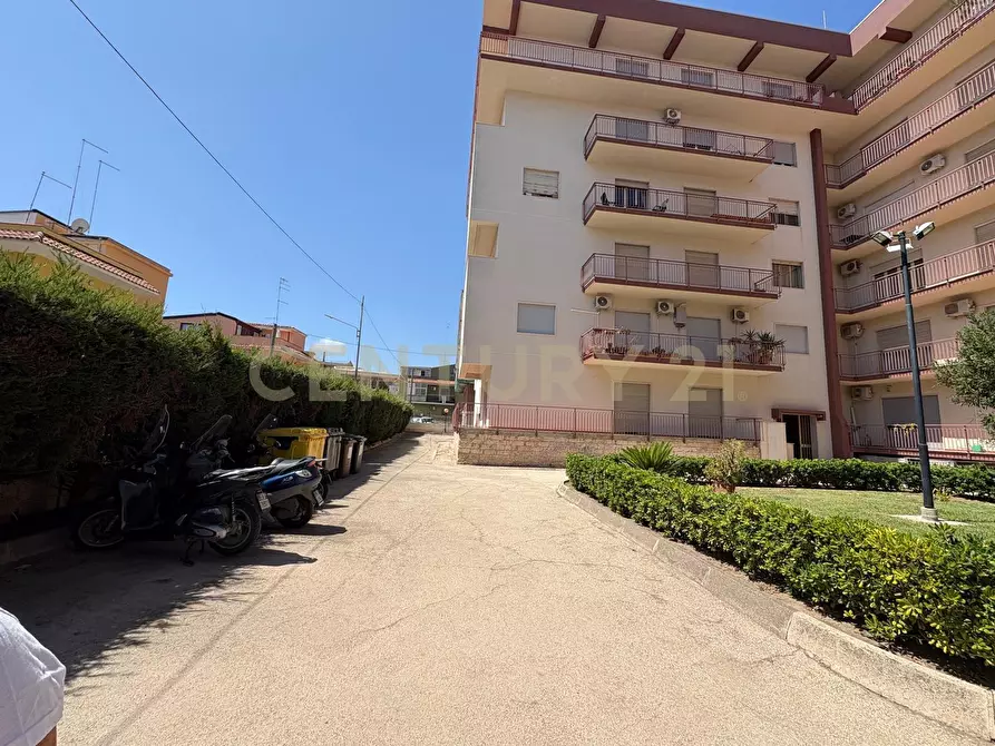 Immagine 3 di Pentalocale in vendita  in Via Mattia Preti 2 a Siracusa
