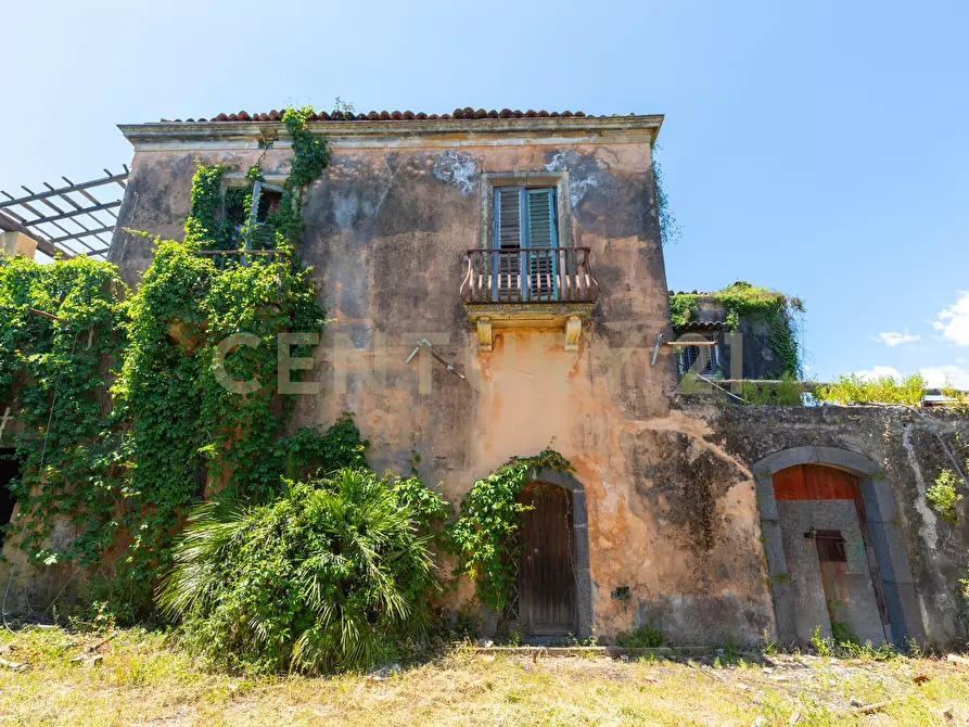Immagine 11 di Rustico / casale in vendita  in Via Roccamena 84 a Acireale