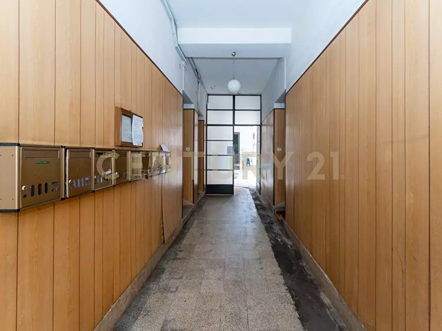 Immagine 30 di Trilocale in vendita  in Via Napoli 43 a Catania