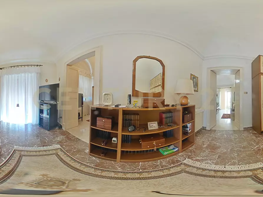 Immagine 63 di Pentalocale in vendita  in Via Antonino di Sangiuliano 185 a Catania