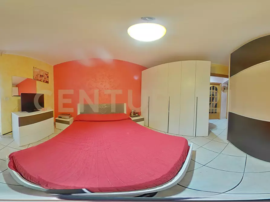 Immagine 41 di Quadrilocale in vendita  in Via Santissima Trinità 71 a Catania