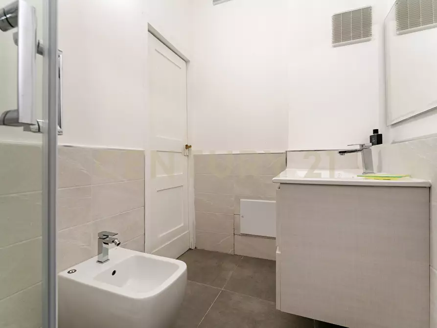 Immagine 31 di Appartamento in vendita  in Via Cordai 96 a Catania