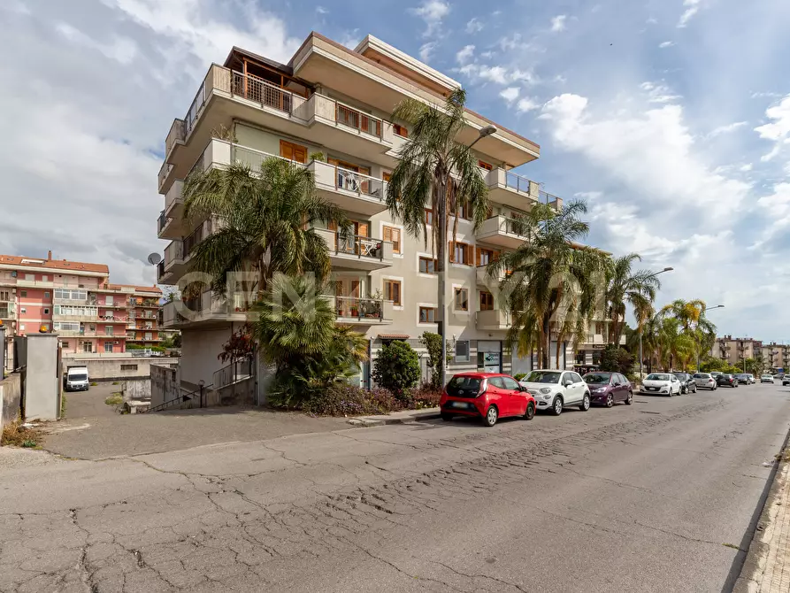 Immagine 14 di Attività artigianale in vendita  in Via Antonio Gramsci 80/84 a Giarre