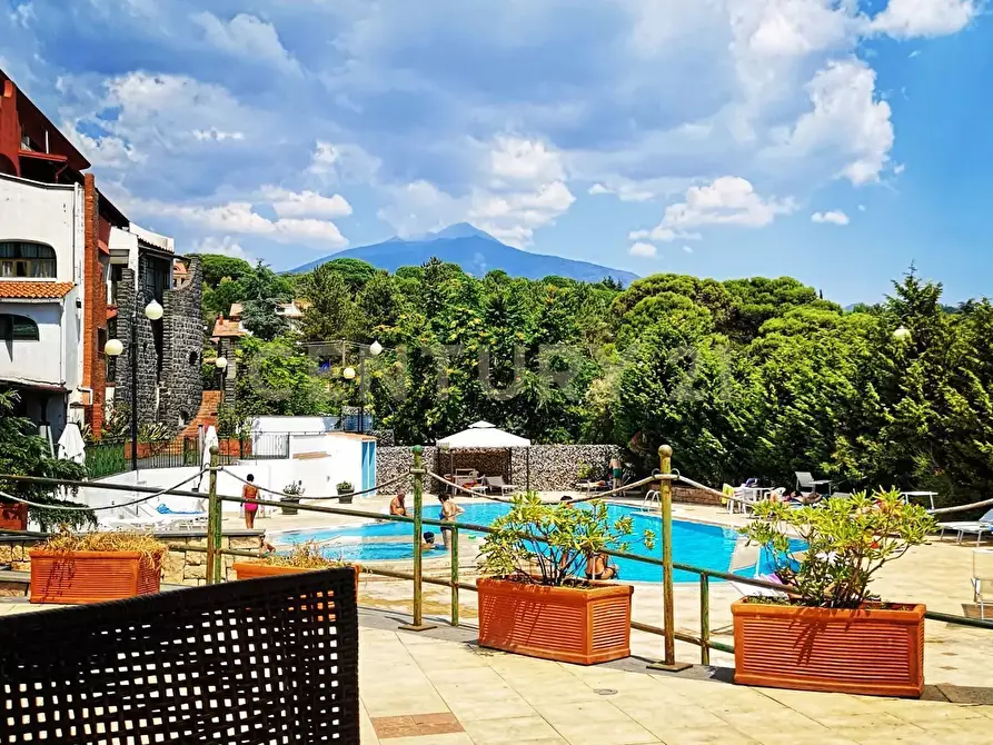 Immagine 8 di Albergo/B&B/Residence in vendita  in Via Etnea 163 a Nicolosi