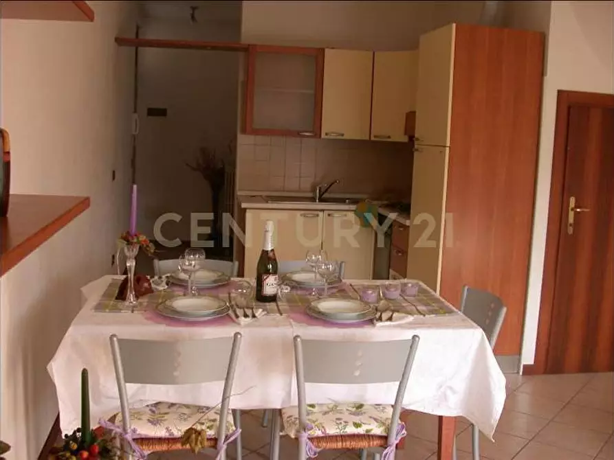 Immagine 12 di Quadrilocale in vendita  in Via Vittorio Monese a Garda