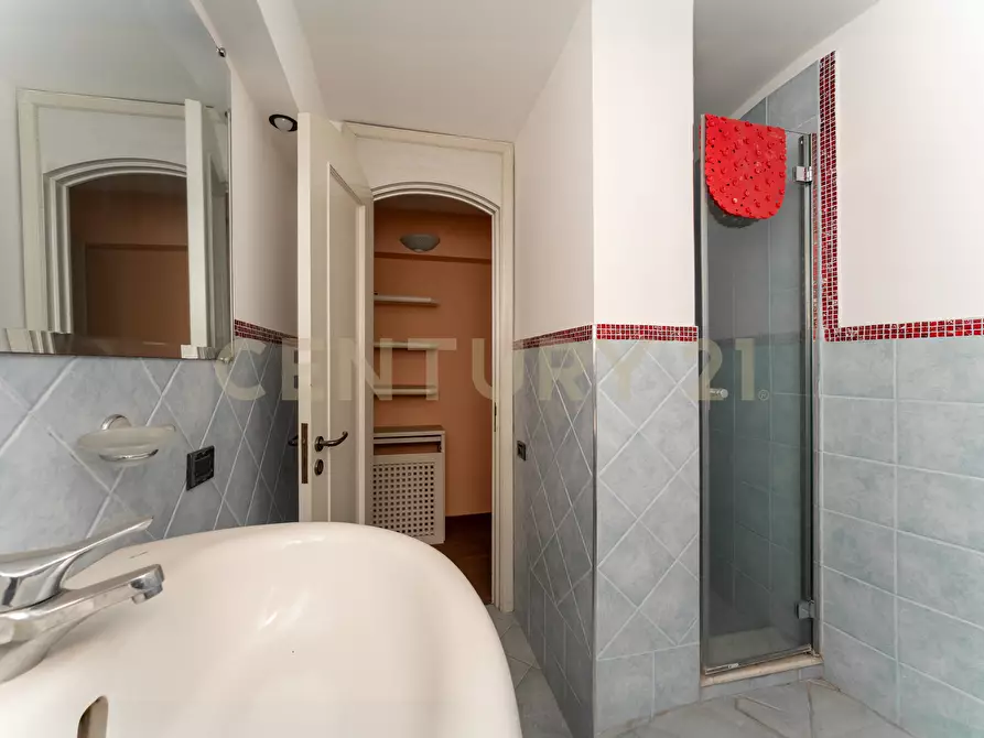 Immagine 74 di Villa in vendita  in Via Ingegnere 130 a Catania