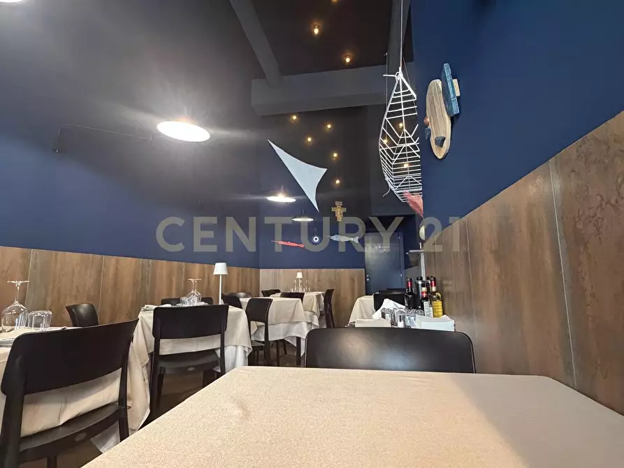 Immagine 9 di Bar / Ristorante in vendita  in Via Davì 43 a Acireale