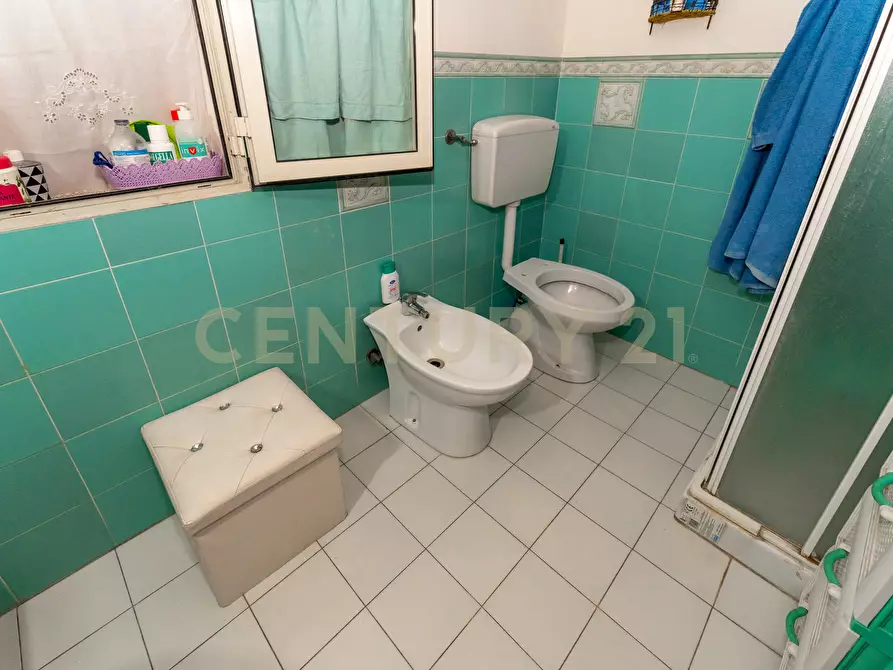 Immagine 11 di Trilocale in vendita  in VIA DELLE MEDAGLIE D'ORO 66 a Catania