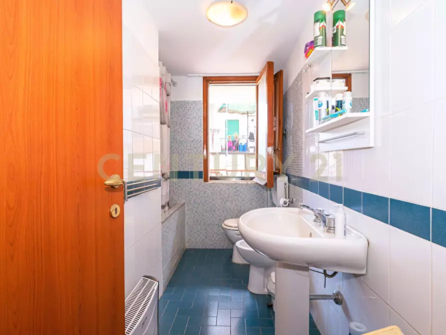 Immagine 28 di Casa indipendente in vendita  in Via Stella 15 a Catania