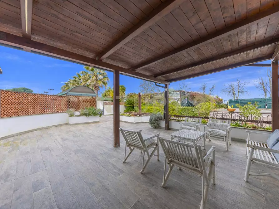 Immagine 10 di Attività commerciale in vendita  in Via Fratelli Maristi 14 a Roma