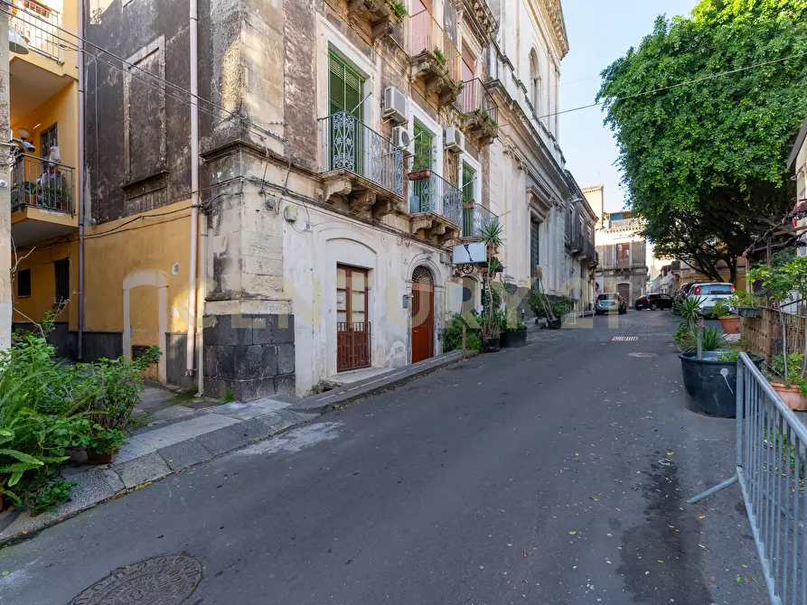 Immagine 15 di Casa indipendente in vendita  in vicolo croce 6 a Catania