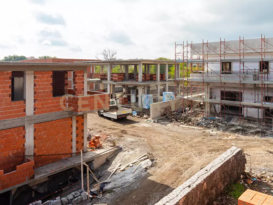 Immagine 52 di Villa in vendita  in Via Ruggero Leoncavallo 7 a Aci Sant'antonio