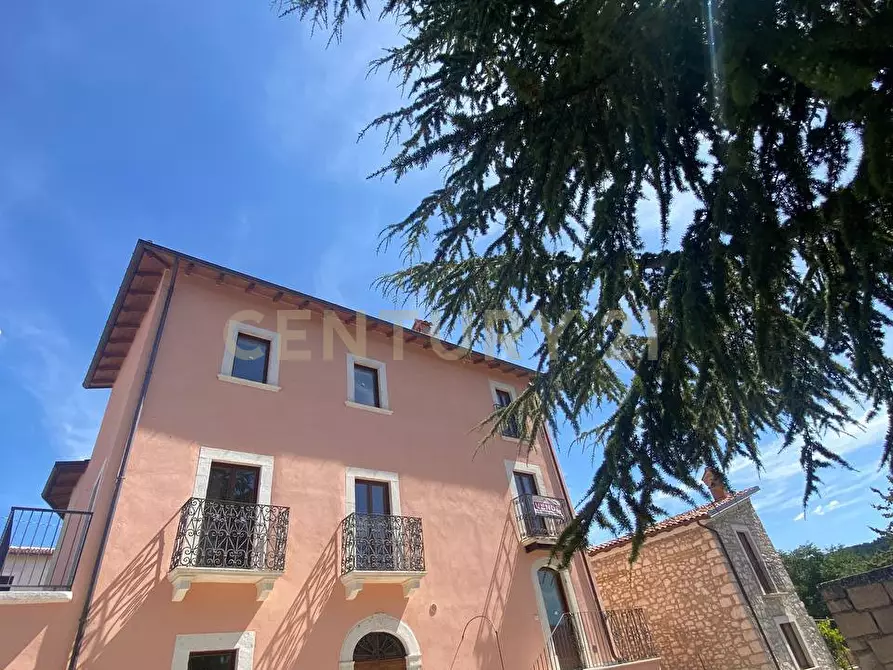 Immagine 11 di Casa bifamiliare in vendita  in Via codacchio 47 a Poggio Picenze