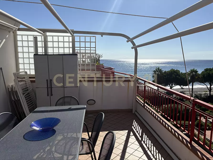 Immagine 18 di Attico in vendita  in Via dei Normanni 2 a Sant'alessio Siculo